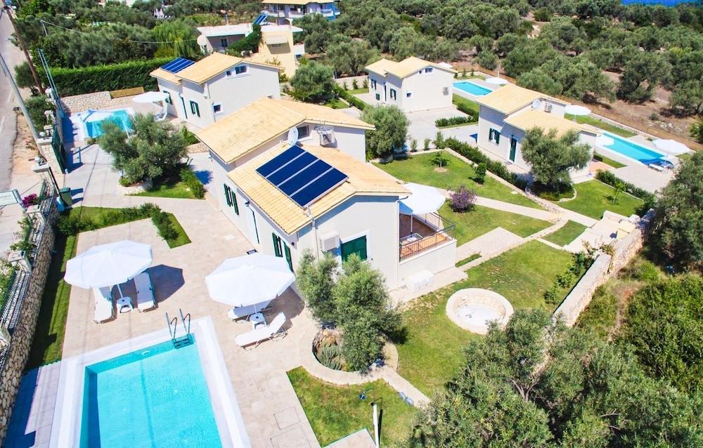Lefkogea Villas & Apartments Tsoukaládhes Exteriör bild